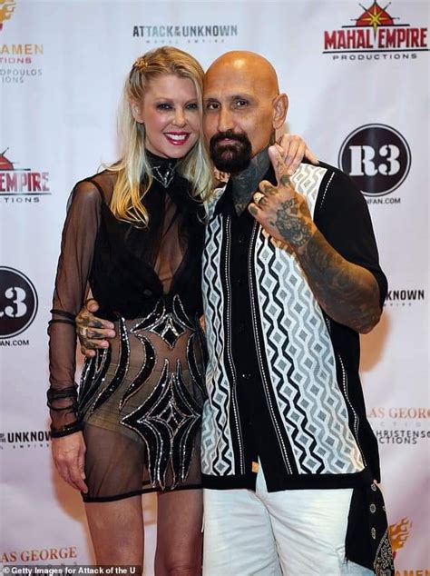 robert lasardo wife.